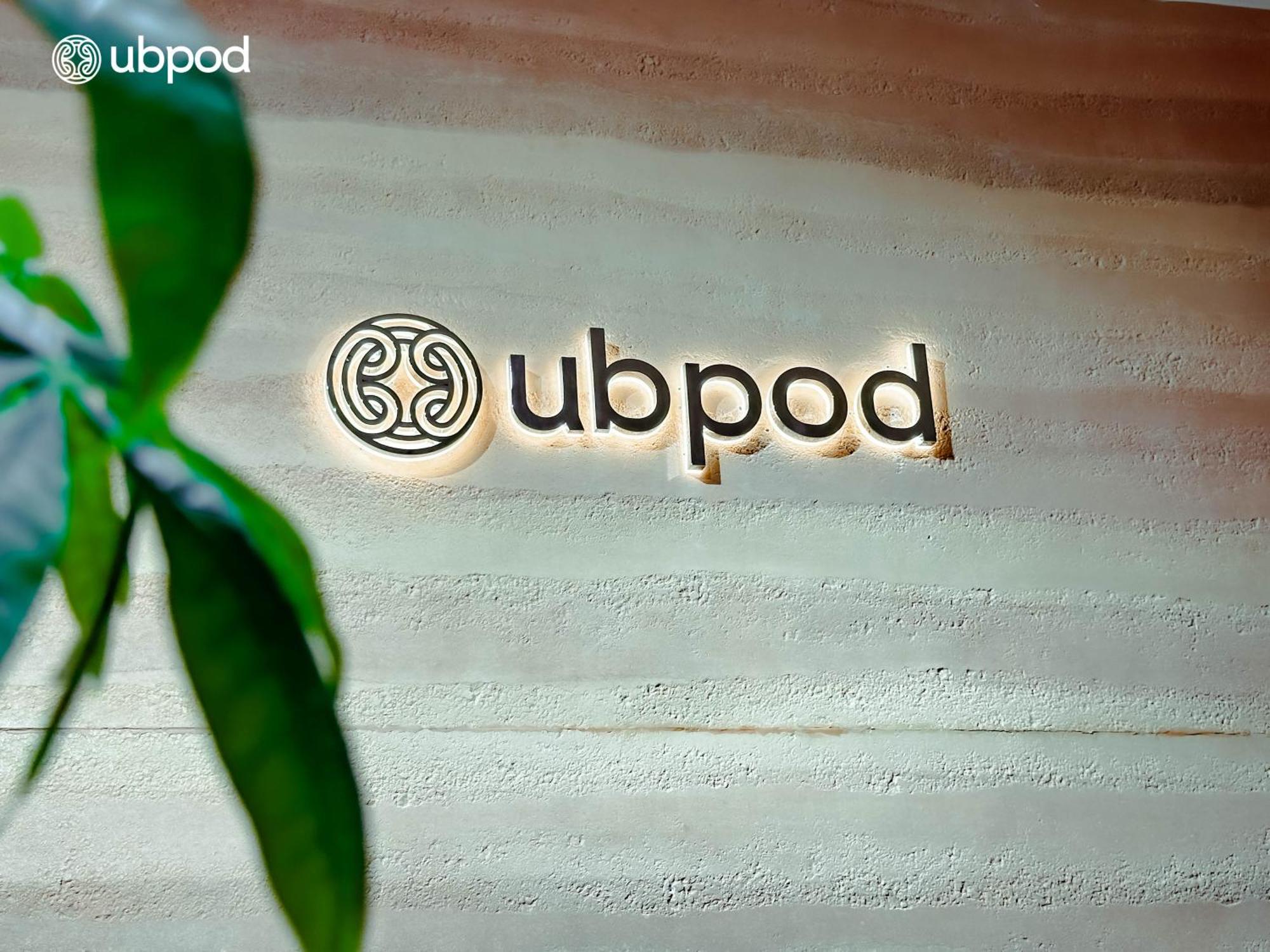 Ubpod- The First Capsule Hotel In Mongolia Ulaanbaatar Exterior foto