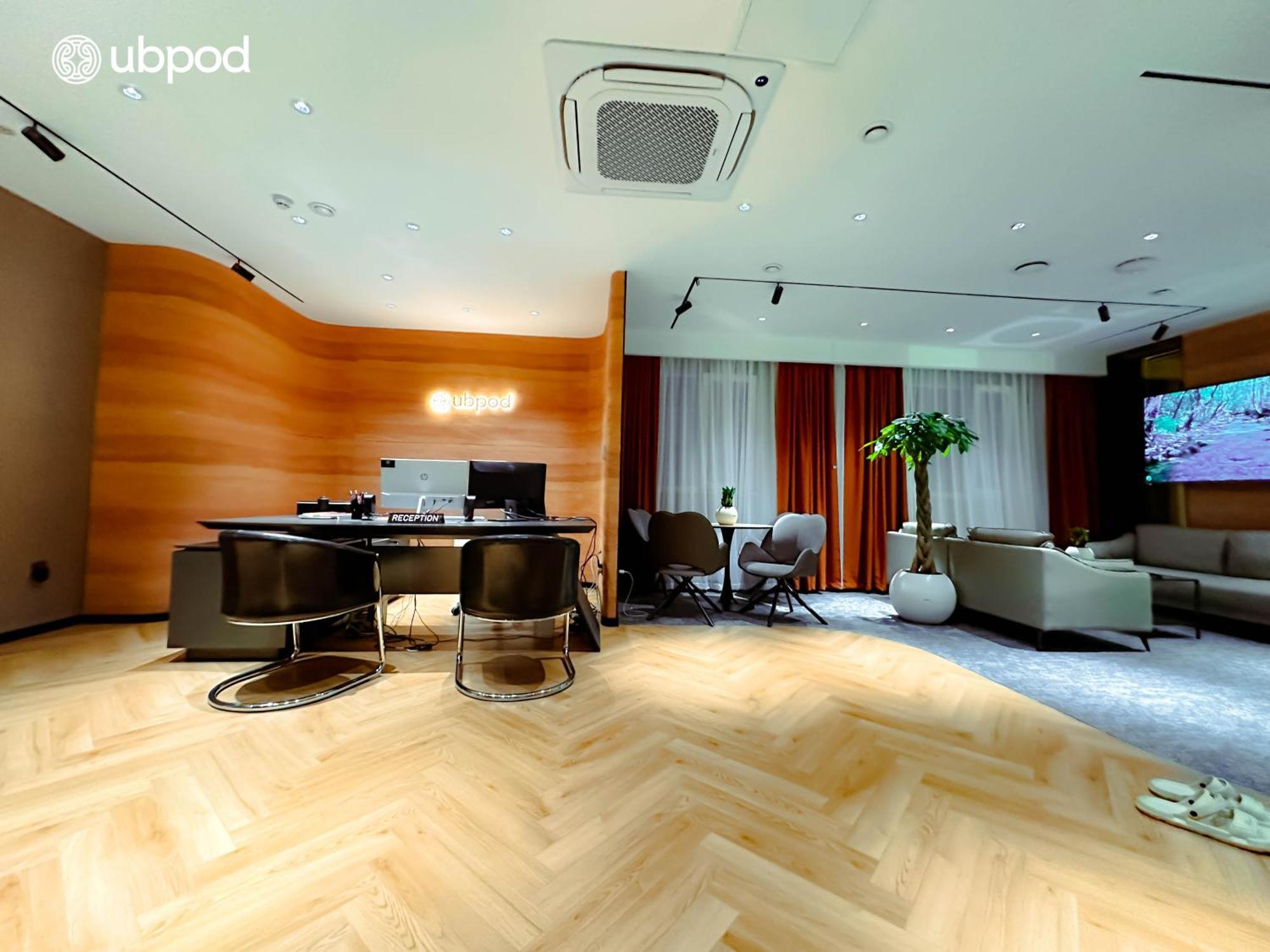 Ubpod- The First Capsule Hotel In Mongolia Ulaanbaatar Exterior foto
